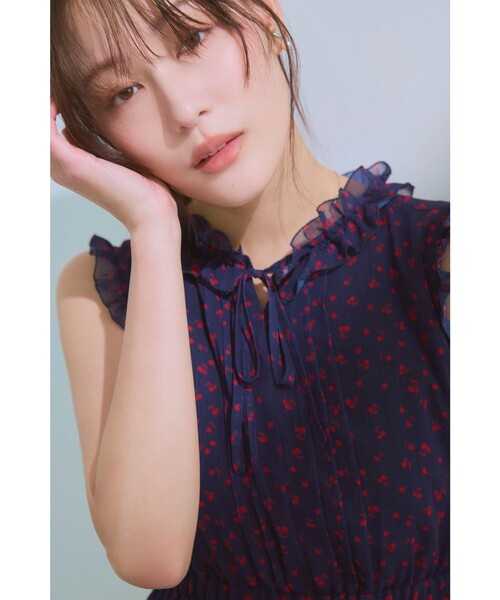 TOCCA(トッカ)の「SWINGING CHERRY ドレス(ワンピース・レディース・グリーン系5/アイボリー系5/ネイビー系5・0/2/4)」の14枚目の写真