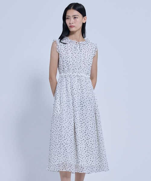 TOCCA(トッカ)の「SWINGING CHERRY ドレス(ワンピース・レディース・グリーン系5/アイボリー系5/ネイビー系5・0/2/4)」の19枚目の写真