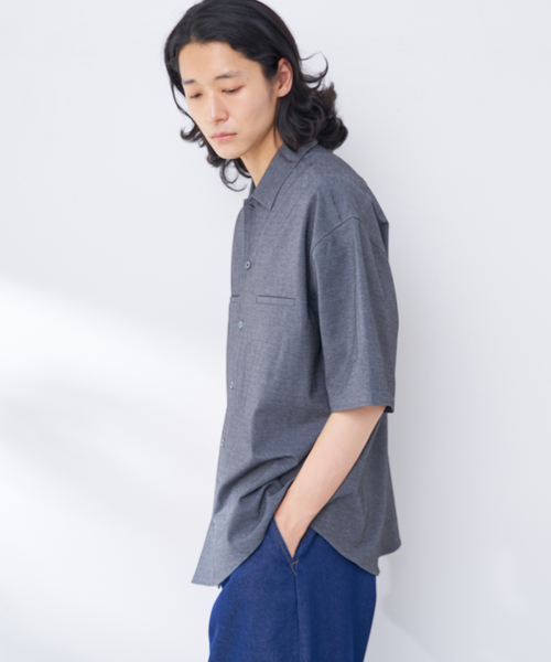 B.C STOCK(ベーセーストック)の「ハンドステッチライクシャツ(シャツ/ブラウス・メンズ・イエロー/ベージュ/チャコールグレー/カーキ・MEDIUM/LARGE)」の7枚目の写真