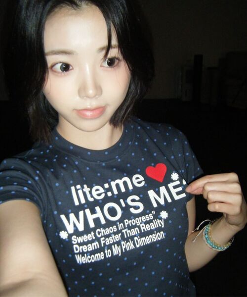 S'EST(エスイーエスティー)の「lite me Slim Fit T-shirt Navy(Tシャツ/カットソー・レディース・ネイビー・SMALL)」の4枚目の写真
