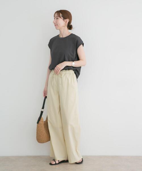 ITEMS URBANRESEARCH(アイテムズ アーバンリサーチ)の「イージーワイドパンツ(その他パンツ・レディース・ベージュ系その他/ブラウン・FREE)」の13枚目の写真