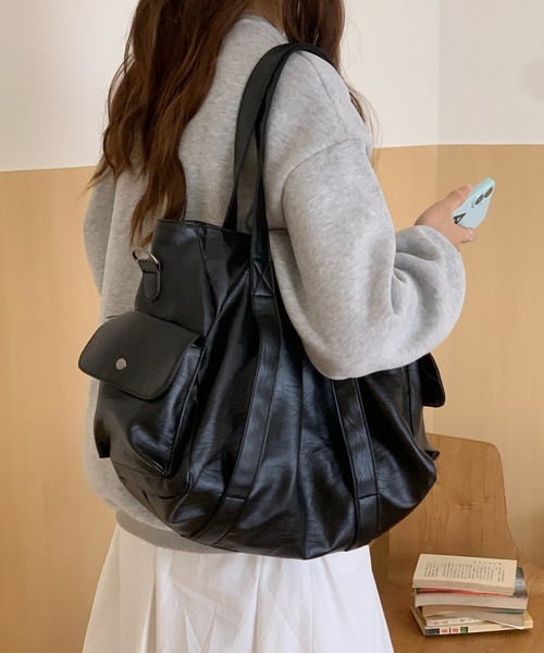 gossip!ロサンゼルス(ゴシップロサンゼルス)の「【Y2Kガーリー】 大容量 多機能ポケット 2WAY レザートートバッグ(ショルダーバッグ・レディース・ダークブラウン/ブラック・FREE)」の8枚目の写真