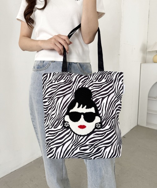 HAPPY FACE(ハッピーフェイス)の「EMMA 顔相良刺?新トート ゼブラ(トートバッグ・レディース・ゼブラ・ONE SIZE)」の7枚目の写真