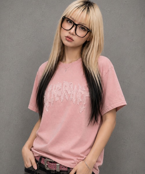 SILVER BULLET(シルバーバレット)の「『SILVER BULLET SELECT AP/シルバーバレットセレクト』フリンジデニムパッチ半袖Tシャツ(Tシャツ/カットソー・メンズ・ブラック系/ピンク/ウッドランド・L/M)」の20枚目の写真