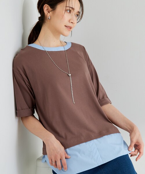 SHOO・LA・RUE(シューラルー)の「【インせず着られる/二の腕隠れる】重ね着風 シャツドッキングトップス(Tシャツ/カットソー・レディース・グレー系その他3/ライトグレー系2/ネイビー系2/ダークブラウン/ホワイト/イエロー・01/02/03/04)」の4枚目の写真