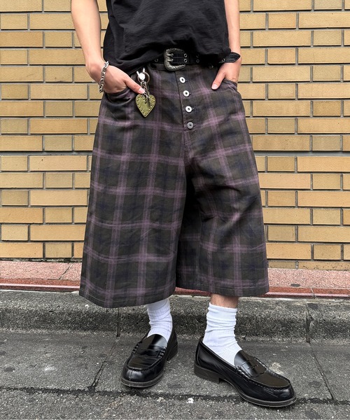 kutir(クティール)の「ASSORT CHECK STRIPE SHORTS/アソートチェックストライプジョーツ(その他パンツ・メンズ・カーキ/グレー/チャコールグレー・MEDIUM/LARGE/SMALL)」の3枚目の写真