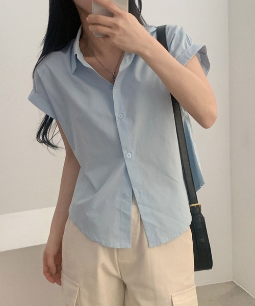 by LEGNA(バイレグナ)の「ロールアップ袖シャツ(Tシャツ/カットソー・レディース・ブラック/ライトブルー/ホワイト/ダークグレー・LARGE/SMALL/MEDIUM)」の4枚目の写真