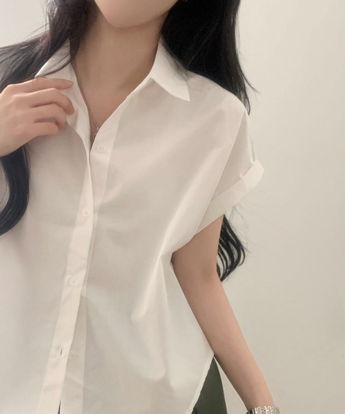 by LEGNA(バイレグナ)の「ロールアップ袖シャツ(Tシャツ/カットソー・レディース・ブラック/ライトブルー/ホワイト/ダークグレー・LARGE/SMALL/MEDIUM)」の5枚目の写真