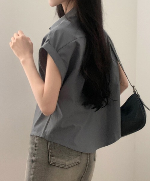 by LEGNA(バイレグナ)の「ロールアップ袖シャツ(Tシャツ/カットソー・レディース・ブラック/ライトブルー/ホワイト/ダークグレー・LARGE/SMALL/MEDIUM)」の9枚目の写真