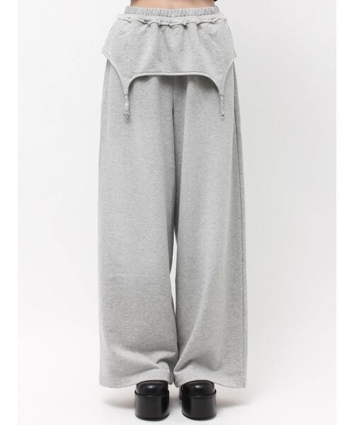 EMODA(エモダ)の「ギャザーベルトスウェットパンツ(スウェットパンツ・レディース・グレー・SMALL/MEDIUM)」の4枚目の写真