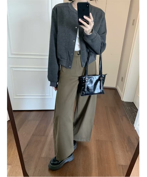 Ritzy(リッツィー)の「ノーカラー クロップドボンバージャケット(ブルゾン・レディース・カーキ/ダークグレー・M)」の14枚目の写真