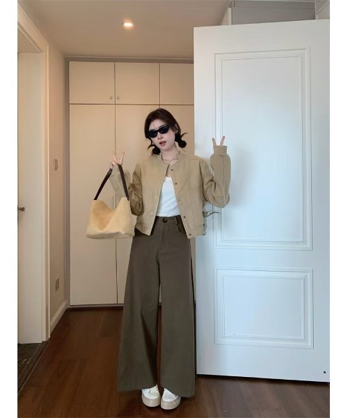 Ritzy(リッツィー)の「ノーカラー クロップドボンバージャケット(ブルゾン・レディース・カーキ/ダークグレー・M)」の21枚目の写真