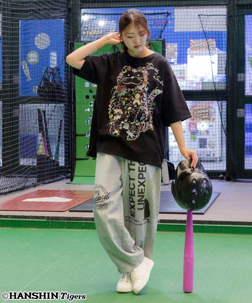 ScoLar(スカラー)の「462029:阪神タイガース×ScoLar コラージュ柄Tシャツ(Tシャツ/カットソー・レディース・オフホワイト/ブラック・L/M)」の19枚目の写真