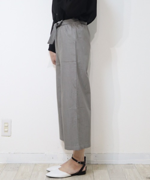 DISKEEN SURE（ディスキーンシュアー）の「ライトオンスで晩夏初秋にぴったり！ウエストリボンワイドパンツ（その他パンツ・レディース・グレー/ネイビー/カーキブラウン・LARGE/MEDIUM）」の5枚目の写真