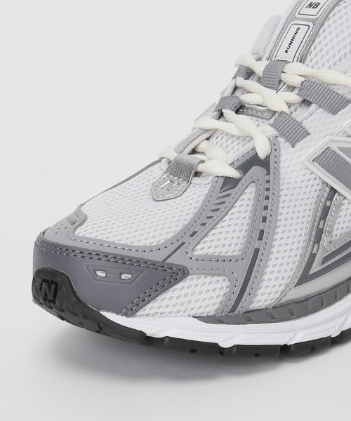 IENA(イエナ)の「NEW BALANCE/ニューバランス U1906R スニーカー(スニーカー・レディース・ブラック/ホワイト・23.5cm/24cm/24.5cm/25cm/23cm)」の3枚目の写真