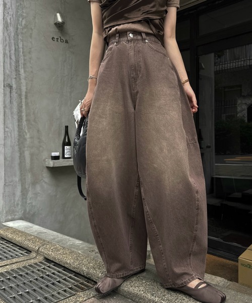WILLFULLY(ウィルフリー)の「twill washed curve silhouette PT(その他パンツ・レディース・ブラック/ブラウン・S/M)」の3枚目の写真