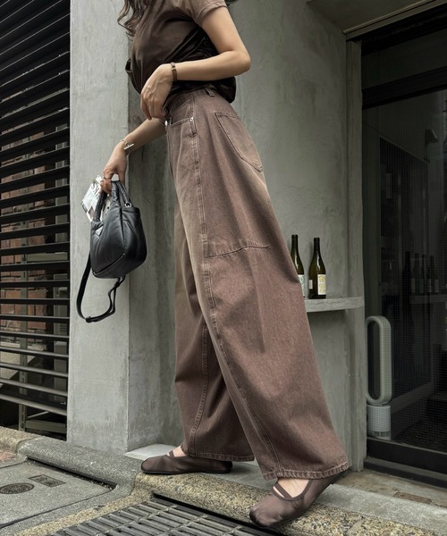 WILLFULLY(ウィルフリー)の「twill washed curve silhouette PT(その他パンツ・レディース・ブラック/ブラウン・S/M)」の4枚目の写真