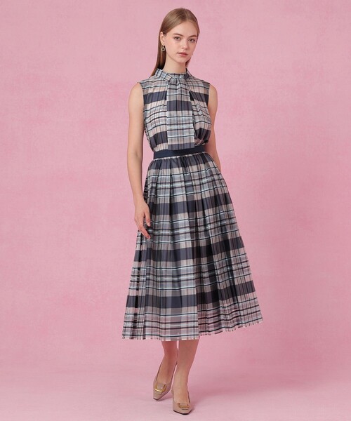 ANAYI（アナイ）の「シルクシアーチェックフレアスカート〈セットアップ対応商品〉（スカート・レディース・ブルー・36）」の10枚目の写真