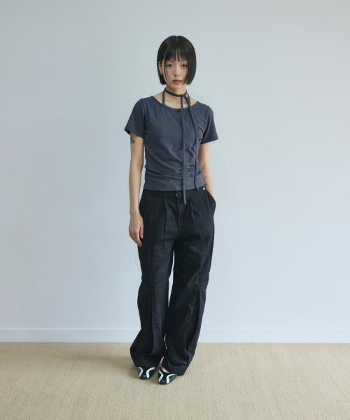 SLEEKGLOW（スリック グロウ）の「タイアップ斜めボタントップ[グレー]（Tシャツ/カットソー・レディース・その他・SMALL/MEDIUM）」の5枚目の写真