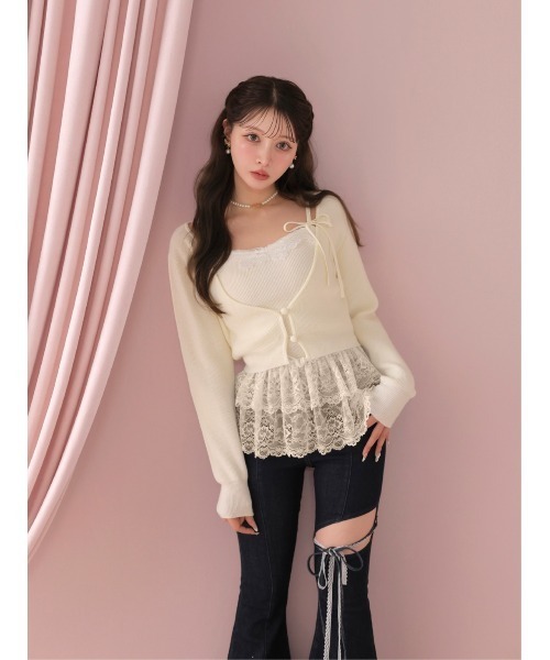 M me eme（エムミーエメ）の「Lace frill peplum knit three piece tops(eme10634)（ニット/セーター・レディース・ピンク/アイボリー/ブルー・FREE）」の2枚目の写真