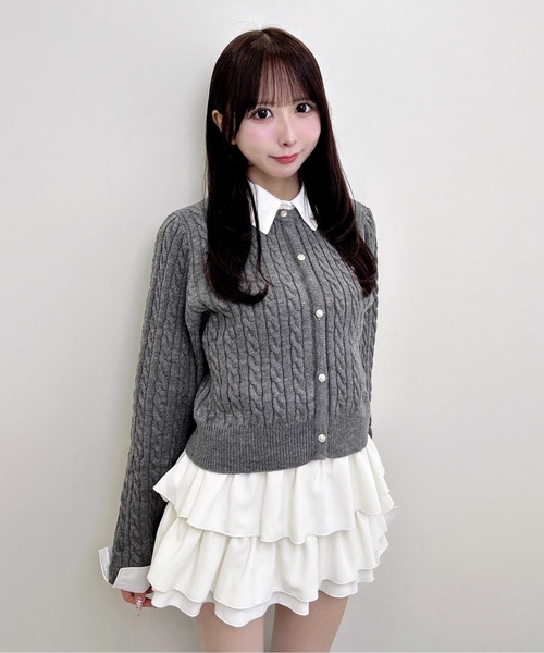 INGNI(イング)の「シャツレイヤード風ケーブルニット(ニット/セーター・レディース・ブラック×ホワイト/グレー×ホワイト/ワイン系2/ネイビー系8・M)」の18枚目の写真