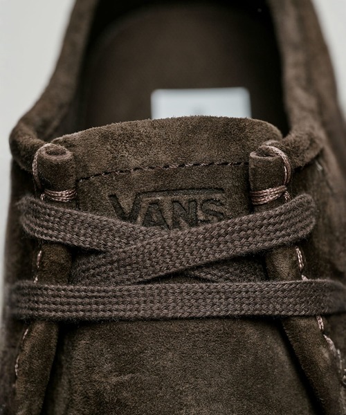 VANS（バンズ）の「VANS PREMIUM SF モック ロー / LX Carver Low DARK BROWN VN000Z3XDRB1（モカシン/デッキシューズ・メンズ・ダークブラウン・7.5/8.5/8/11.5/11/10.5/10/9.5/9/12）」の7枚目の写真