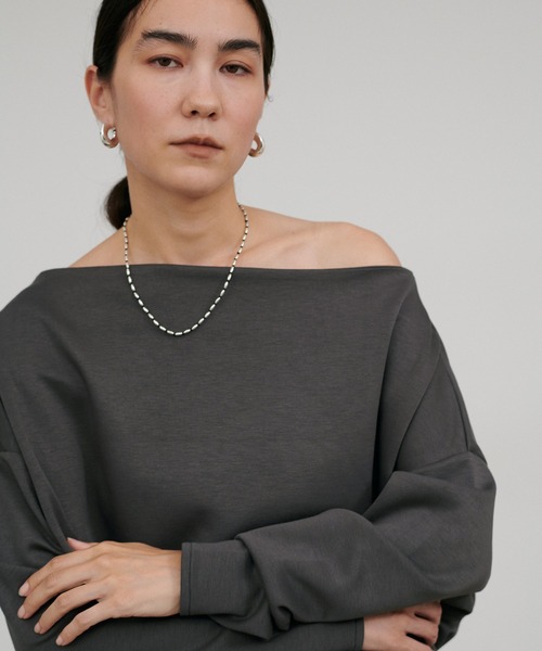 LARUTA(ラルータ)の「【LARUTA】ドレープカットプルオーバー(Tシャツ/カットソー・レディース・チャコールグレー/ダークブラウン/オフホワイト・FREE)」の9枚目の写真