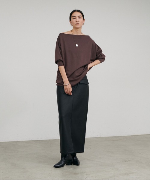 LARUTA(ラルータ)の「【LARUTA】ドレープカットプルオーバー(Tシャツ/カットソー・レディース・チャコールグレー/ダークブラウン/オフホワイト・FREE)」の18枚目の写真