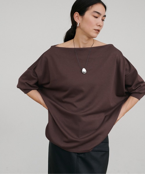 LARUTA(ラルータ)の「【LARUTA】ドレープカットプルオーバー(Tシャツ/カットソー・レディース・チャコールグレー/ダークブラウン/オフホワイト・FREE)」の16枚目の写真
