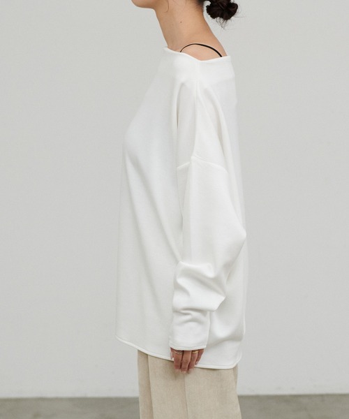 LARUTA(ラルータ)の「【LARUTA】ドレープカットプルオーバー(Tシャツ/カットソー・レディース・チャコールグレー/ダークブラウン/オフホワイト・FREE)」の20枚目の写真