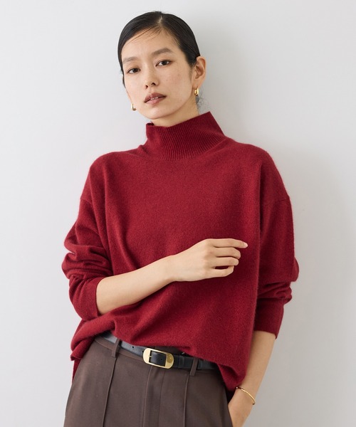 ROPE'(ロペ)の「【J'aDoRe・一部店舗限定サイズ】ウールフォックスラメハイネックニット(サイドスリット入り)(ニット/セーター・レディース・ボルドー/キナリ/グレー系その他/サックスブルー・38)」の5枚目の写真