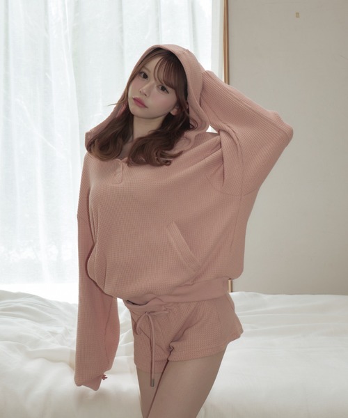 TITTY&CO.(ティティーアンドコー)の「ワッフルフーディーセットアップ(セットアップ・レディース・ピンク/ネイビー/アイボリー・FREE)」の3枚目の写真