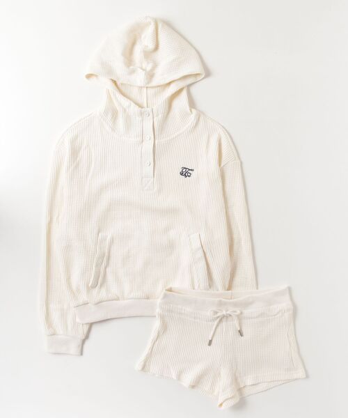 TITTY&CO.(ティティーアンドコー)の「ワッフルフーディーセットアップ(セットアップ・レディース・ピンク/ネイビー/アイボリー・FREE)」の4枚目の写真
