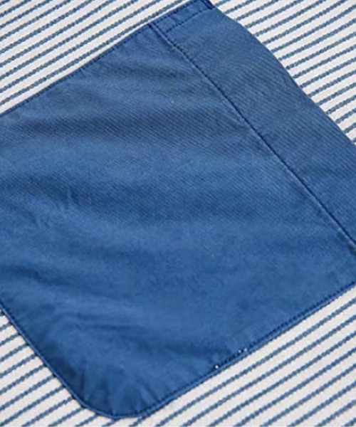 U:UME(ユーム)の「Vertical Stripe Contrast Patch Pocket Shirt(シャツ/ブラウス・メンズ・ブルー・MEDIUM/XX-LARGE/X-LARGE/LARGE)」の4枚目の写真