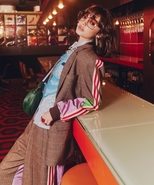 anna sui nyc(アナ スイ エヌ ワイ シー)の「anna sui nyc / アナスイエヌワイシー モザイクジャケット(テーラードジャケット・レディース・ブラック/ブラウン・FREE)」の2枚目の写真