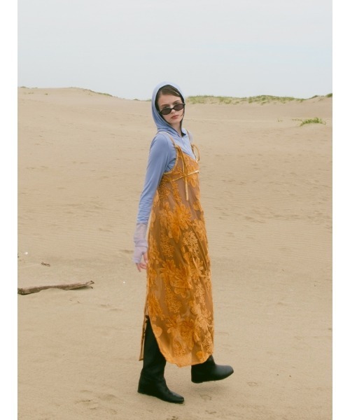 ELLA CANTARIA(エヤカンタリア)の「Bloom Embroidery Mesh Dress|花柄刺繍メッシュワンピース(ワンピース・レディース・ブラック/オレンジ・FREE)」の7枚目の写真