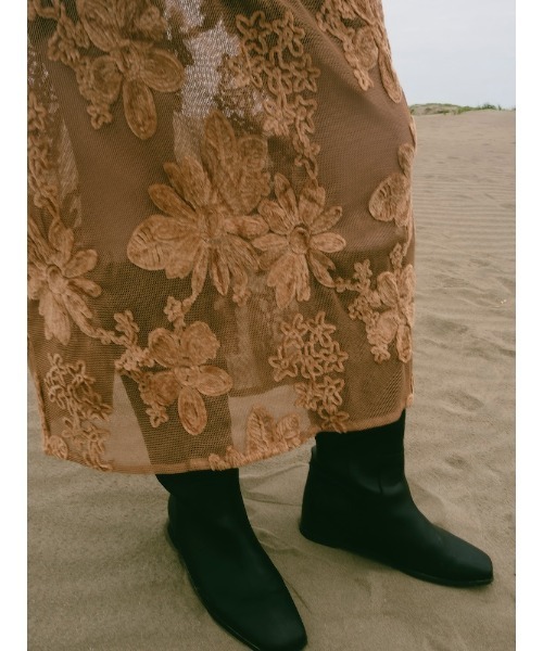 ELLA CANTARIA(エヤカンタリア)の「Bloom Embroidery Mesh Dress|花柄刺繍メッシュワンピース(ワンピース・レディース・ブラック/オレンジ・FREE)」の9枚目の写真