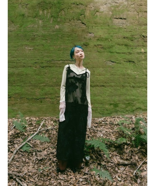 ELLA CANTARIA(エヤカンタリア)の「Bloom Embroidery Mesh Dress|花柄刺繍メッシュワンピース(ワンピース・レディース・ブラック/オレンジ・FREE)」の14枚目の写真