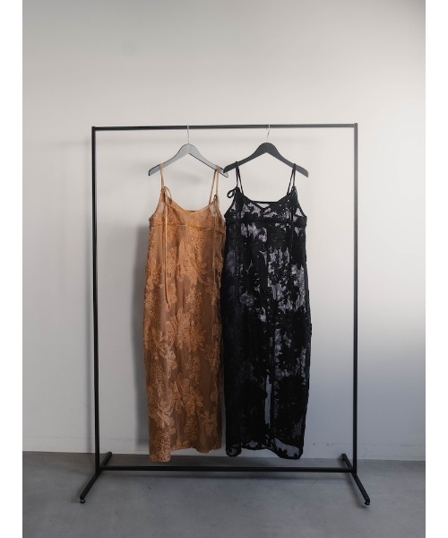 ELLA CANTARIA(エヤカンタリア)の「Bloom Embroidery Mesh Dress|花柄刺繍メッシュワンピース(ワンピース・レディース・ブラック/オレンジ・FREE)」の19枚目の写真
