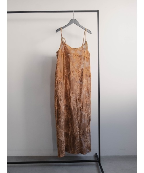 ELLA CANTARIA(エヤカンタリア)の「Bloom Embroidery Mesh Dress|花柄刺繍メッシュワンピース(ワンピース・レディース・ブラック/オレンジ・FREE)」の20枚目の写真