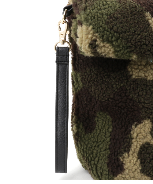 WEGO(ウィゴー)の「WEGO/ボア2WAYクラッチバッグ(クラッチバッグ・レディース・キャメル/グレー/その他1・FREE)」の8枚目の写真