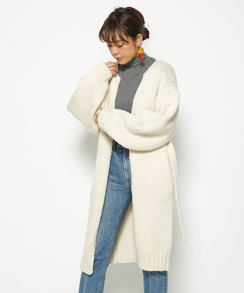 SLY（スライ）の「HAND MADE WOOL KNIT GOWN（その他アウター・レディース・マルチ/ピンク系その他/オフホワイト・FREE）」の2枚目の写真