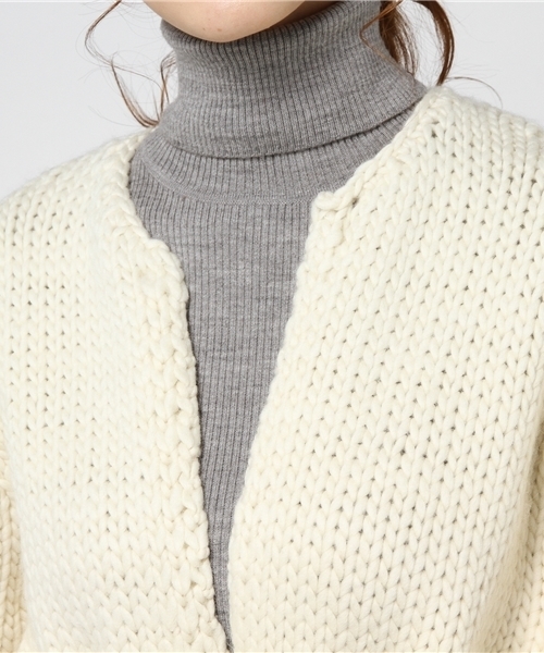 SLY（スライ）の「HAND MADE WOOL KNIT GOWN（その他アウター・レディース・マルチ/ピンク系その他/オフホワイト・FREE）」の7枚目の写真