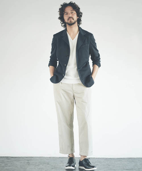 MK MICHEL KLEIN HOMME （エムケーミッシェルクランオム）の「コットンテーパードパンツ（チノパンツ・メンズ・カーキ/ベージュ/ネイビー・X-LARGE/LARGE/MEDIUM）」の2枚目の写真