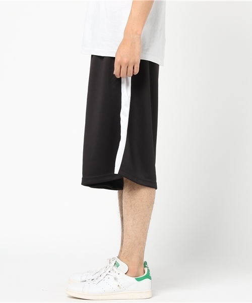 WEGO（ウィゴー）の「WEGO/ラインボリュームショーツ（スラックス・メンズ・イエロー/ブラック/ブラック系その他/ターコイズブルー/ブルー/レッド・MEDIUM/LARGE）」の7枚目の写真