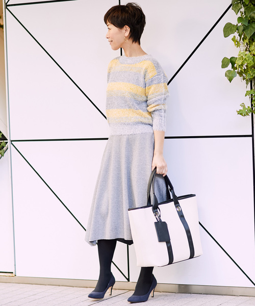 RIVE DROITE（リヴドロワ）の「グラデーションボーダープルオーバー（ニット/セーター・レディース・サックスブルー/イエロー・FREE）」の10枚目の写真