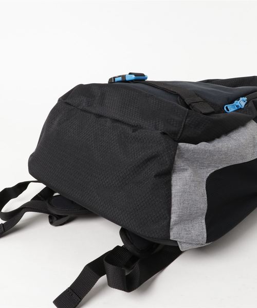 DAKINE(ダカイン)の「DAKINE EXPLORER 26L バックパック/リュック(バックパック/リュック・メンズ・ライトブルー/ブラック/グレー/カモフラージュ/ブルー系その他/ブラック×ブルー・FREE)」の7枚目の写真
