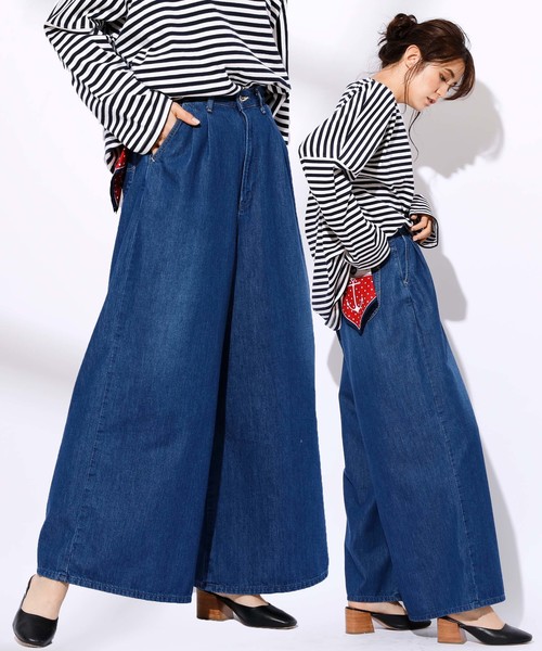 Lee(リー)の「【LEE/リー】WIDEPANTS/ワイドデニムパンツ(デニムパンツ・レディース・ライトブルー/ブルー・MEDIUM/SMALL)」の2枚目の写真