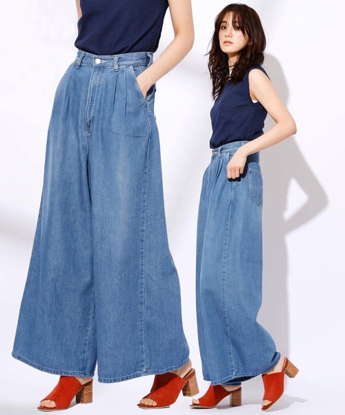 Lee(リー)の「【LEE/リー】WIDEPANTS/ワイドデニムパンツ(デニムパンツ・レディース・ライトブルー/ブルー・MEDIUM/SMALL)」の1枚目の写真