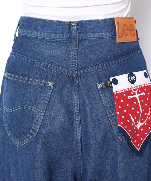 Lee(リー)の「【LEE/リー】WIDEPANTS/ワイドデニムパンツ(デニムパンツ・レディース・ライトブルー/ブルー・MEDIUM/SMALL)」の13枚目の写真